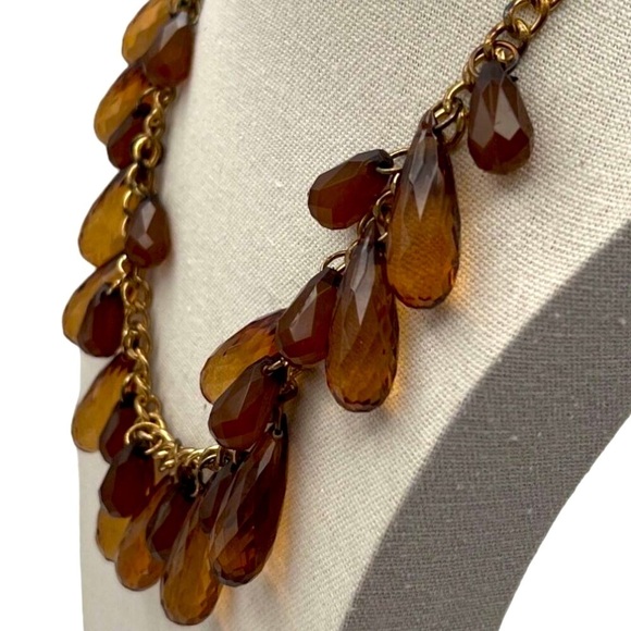 Faux Amber Teardrop Statement Necklace & Charm Bracelet Set - Picture 4 of 9